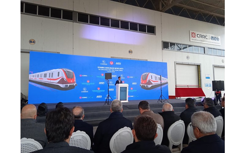 ARUS, CRRC FABRİKASINDA SÜRÜCÜSÜZ METRO TESLİM TÖRENİNE KATILDI