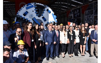 E-BERK TARAFINDAN ÜRETİLEN YERLİ VE MİLLİ YENİ TÜNEL AÇMA MAKİNESİNİN AÇILIŞI YAPILDI