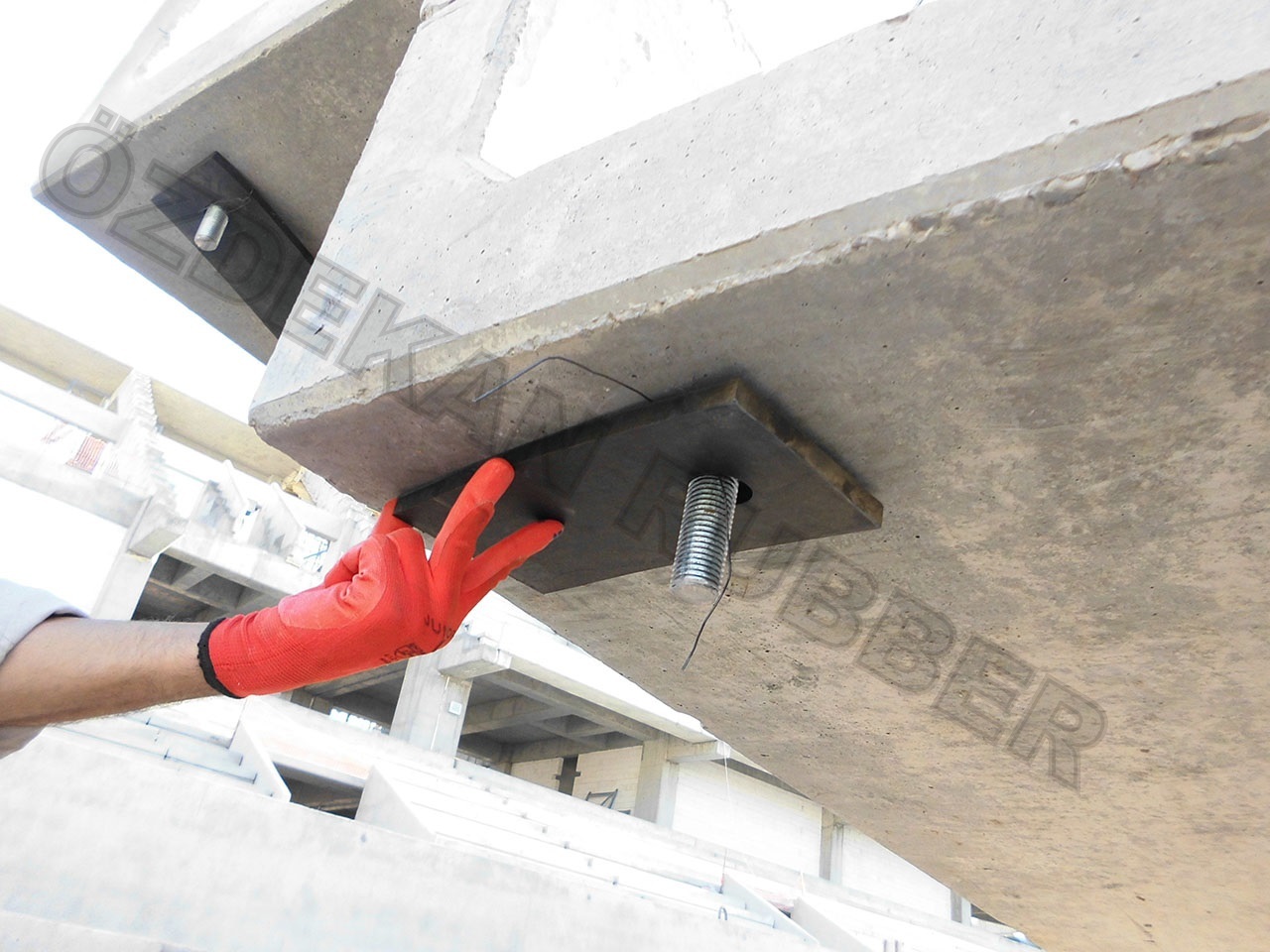 Çelik Takviyesiz Mesnetler - Pad