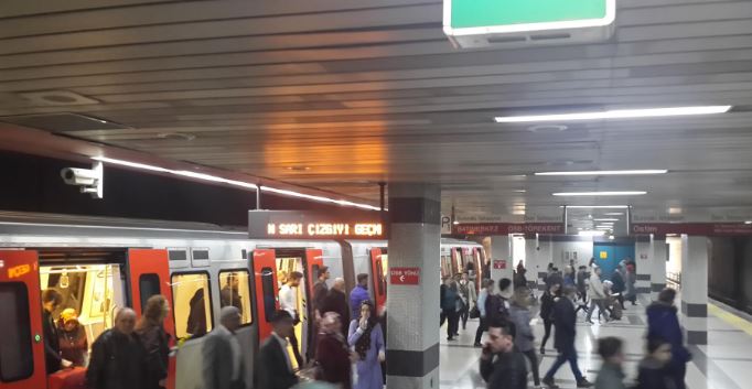 Yolcu Bilgilendirme Sistemi