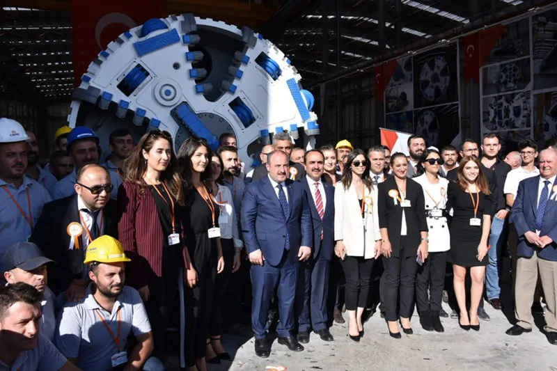 E-BERK TARAFINDAN ÜRETİLEN YERLİ VE MİLLİ YENİ TÜNEL AÇMA MAKİNESİNİN AÇILIŞI YAPILDI