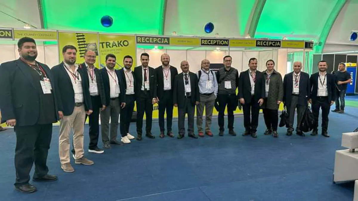 POLONYADA YAPILAN TRAKO FUARINA KATILDIK