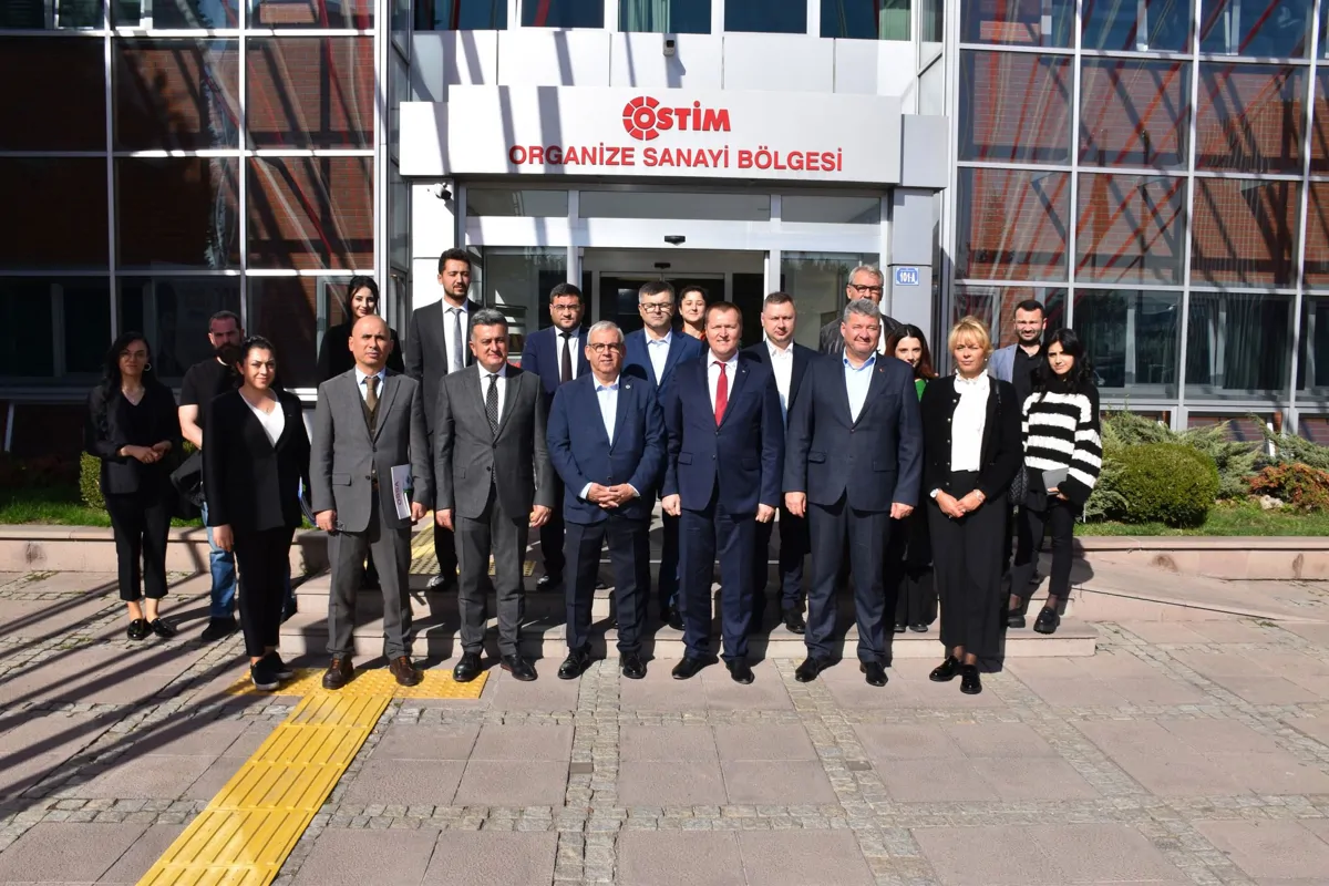 BELARUS HEYETİ OSTİM'İ ZİYARET ETTİ