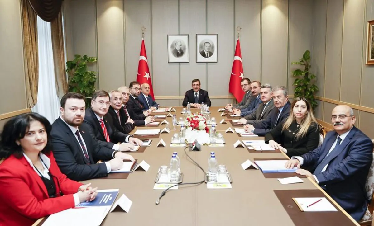 ARUS CUMHURBAŞKANI YARDIMCISI CEVDET YILMAZI ZİYARET ETTİ