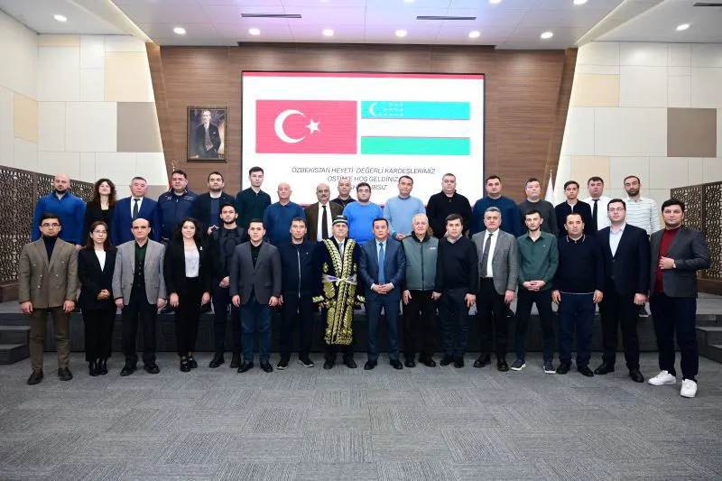 Özbekistan Organize Sanayi Bölge Müdürleri OSTİM’i ziyaret etti.